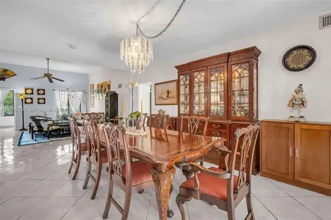 7701 Center Bay Drive North Bay Village FL 33141