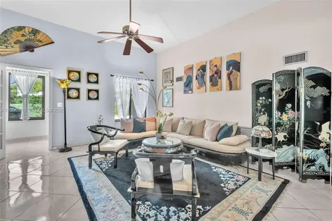 7701 Center Bay Drive North Bay Village FL 33141
