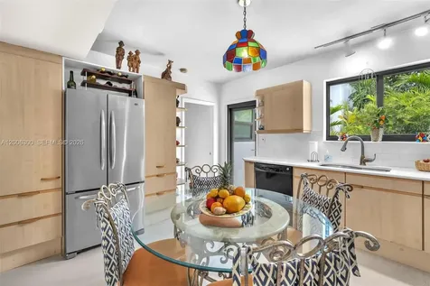 7701 Center Bay Drive North Bay Village FL 33141