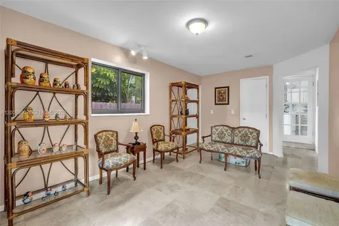 7701 Center Bay Drive North Bay Village FL 33141