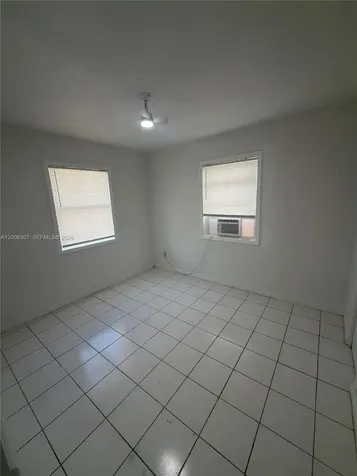 3669 Thomas Avenue Miami FL 33133