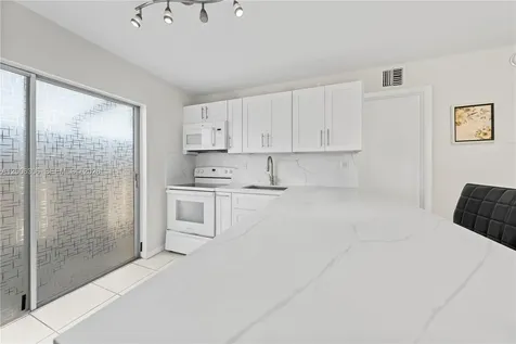 9011 NE 4th Avenue Road Miami Shores FL 33138