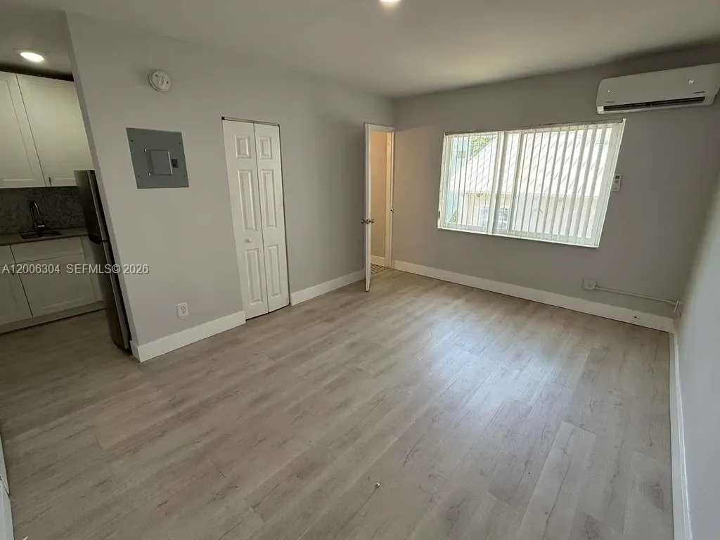 6647 SW 59th Place South Miami FL 33143