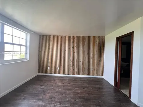 9715 Fontainebleau Boulevard Miami FL 33172