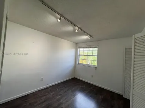 9715 Fontainebleau Boulevard Miami FL 33172