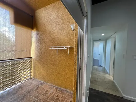 9715 Fontainebleau Boulevard Miami FL 33172