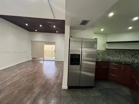 9715 Fontainebleau Boulevard Miami FL 33172