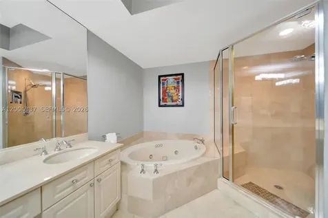6051 N Ocean Drive Hollywood FL 33019