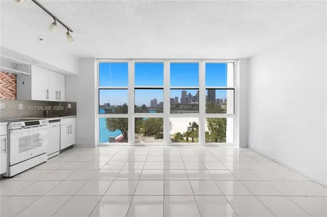 555 NE 15th Street Miami FL 33132