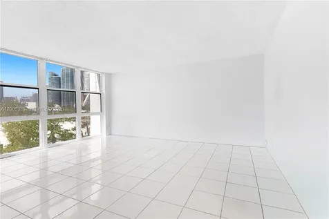 555 NE 15th Street Miami FL 33132