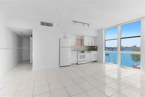 555 NE 15th Street Miami FL 33132