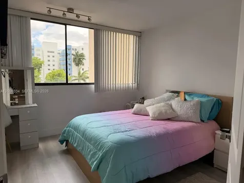 5055 NW 7th Street Miami FL 33126