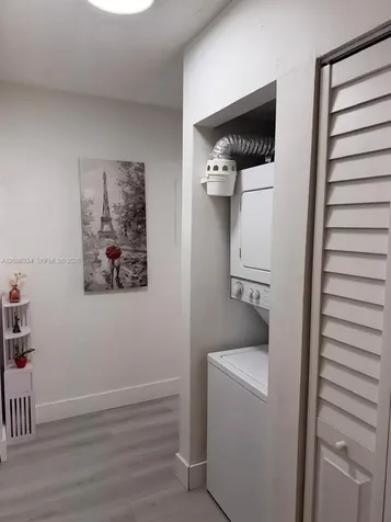 5055 NW 7th Street Miami FL 33126