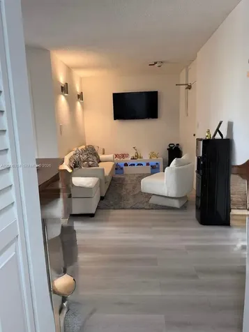 5055 NW 7th Street Miami FL 33126