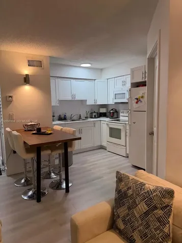 5055 NW 7th Street Miami FL 33126