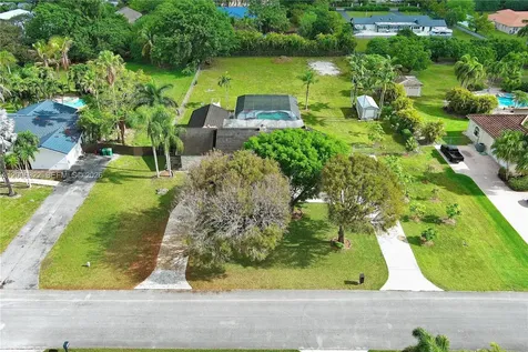 15941 SW 252nd Street Homestead FL 33031