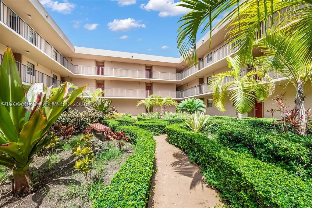 10625 SW 112th Avenue Miami FL 33176