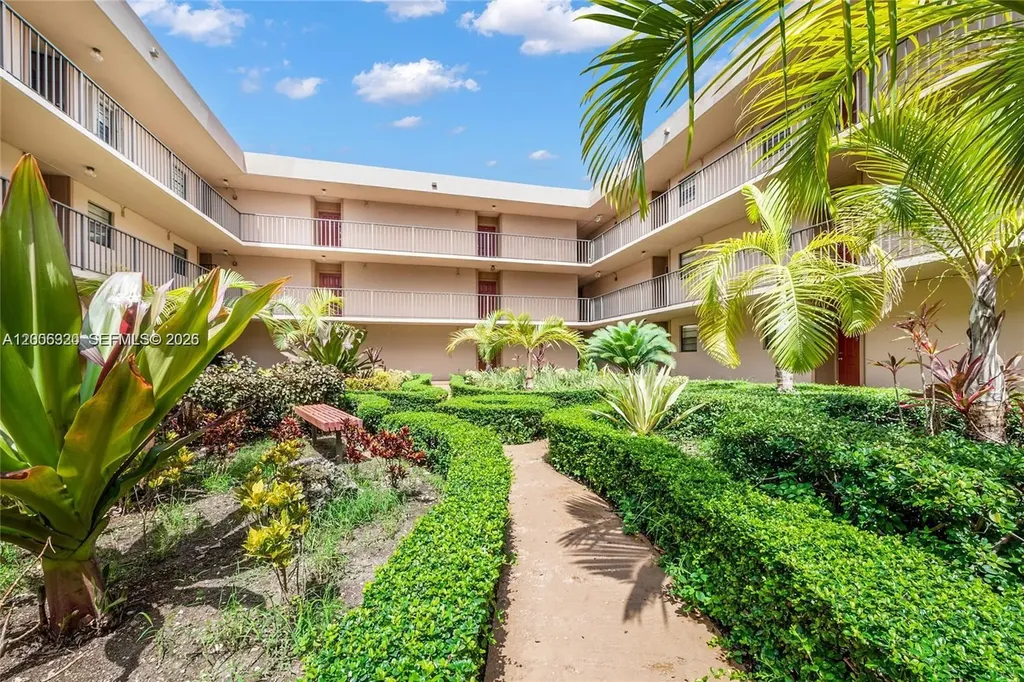 10625 SW 112th Avenue Miami FL 33176