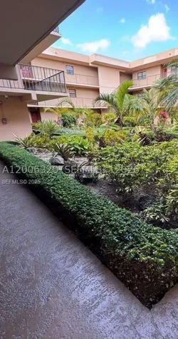 10625 SW 112th Avenue Miami FL 33176