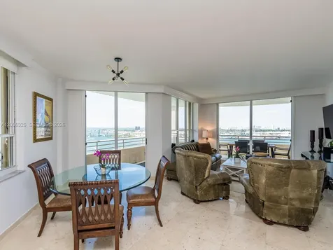 888 Brickell Key Drive Miami FL 33131