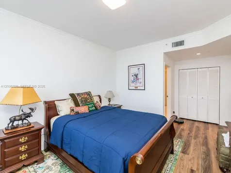888 Brickell Key Drive Miami FL 33131