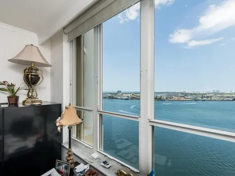 888 Brickell Key Drive Miami FL 33131