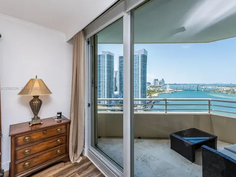 888 Brickell Key Drive Miami FL 33131