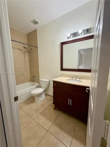 10747 NW 76th Lane Doral FL 33178