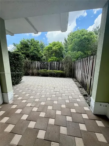 10747 NW 76th Lane Doral FL 33178