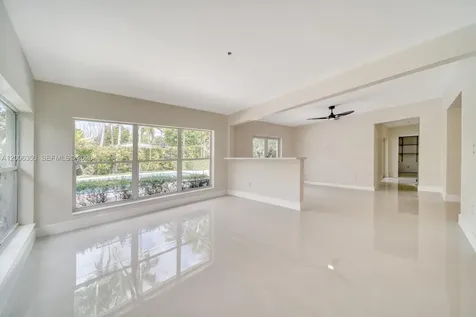15730 SW 87th Court Palmetto Bay FL 33157