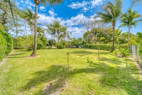15730 SW 87th Court Palmetto Bay FL 33157