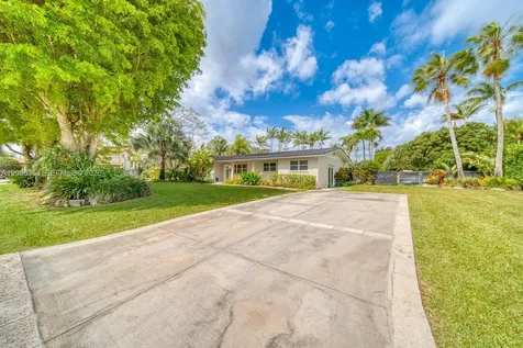 15730 SW 87th Court Palmetto Bay FL 33157