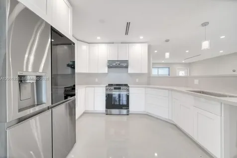 15730 SW 87th Court Palmetto Bay FL 33157