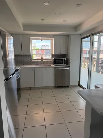 200 NE 12th Avenue Hallandale Beach FL 33009