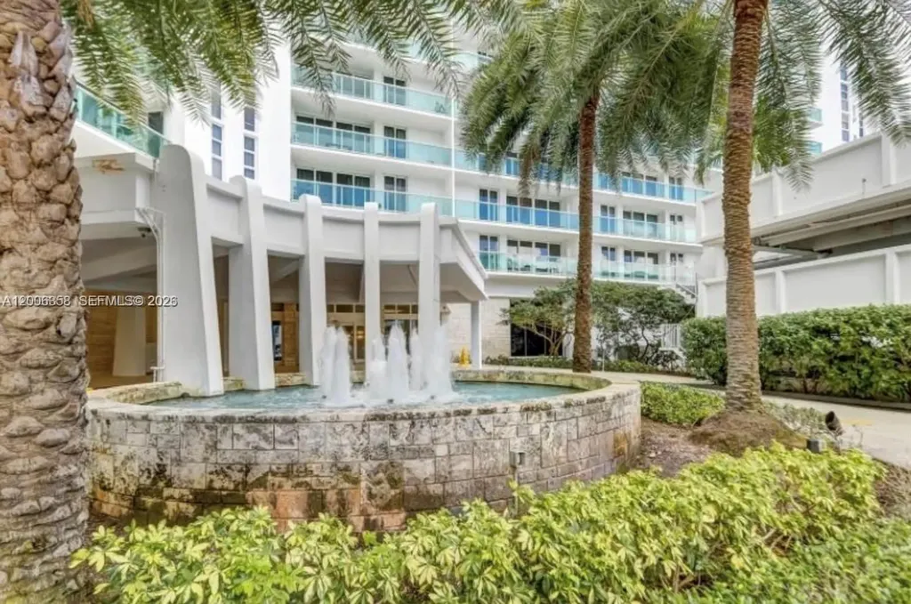 100 Bayview Drive Sunny Isles Beach FL 33160
