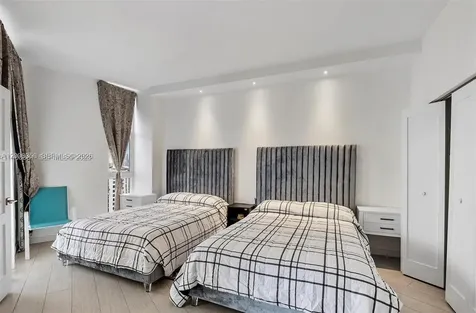 100 Bayview Drive Sunny Isles Beach FL 33160