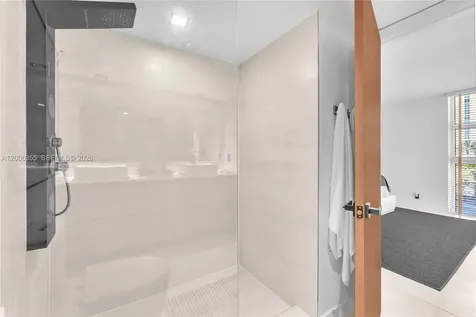 100 Bayview Drive Sunny Isles Beach FL 33160