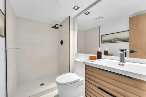 100 Bayview Drive Sunny Isles Beach FL 33160