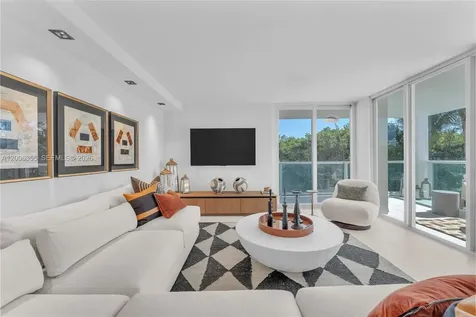 100 Bayview Drive Sunny Isles Beach FL 33160