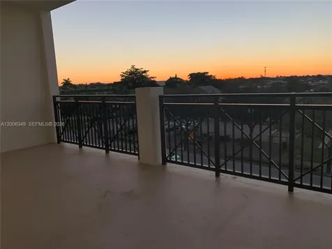 4100 Davie Road Davie FL 33314