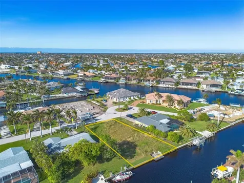 5219 Skylart Court Cape Coral FL 33904