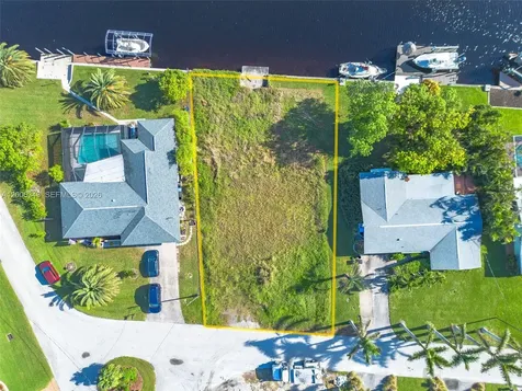 5219 Skylart Court Cape Coral FL 33904