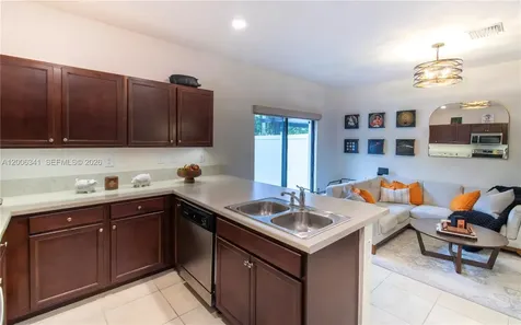 3280 W 92nd Place Hialeah FL 33018