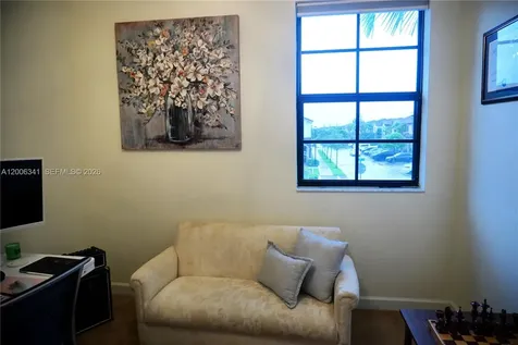 3280 W 92nd Place Hialeah FL 33018