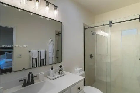 3280 W 92nd Place Hialeah FL 33018