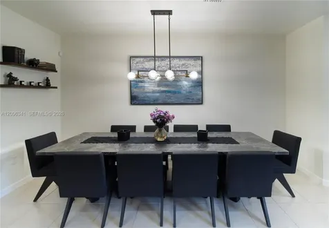 3280 W 92nd Place Hialeah FL 33018