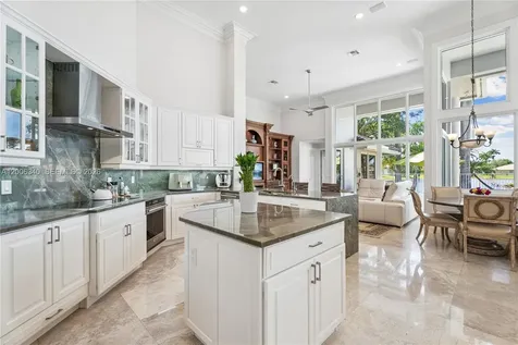 2942 Medinah Weston FL 33332