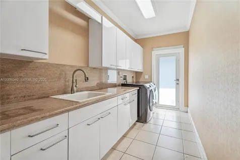 2942 Medinah Weston FL 33332