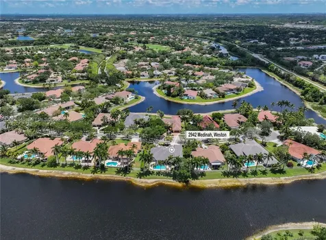 2942 Medinah Weston FL 33332