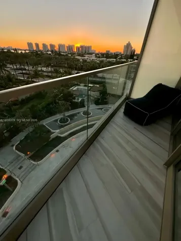 18975 Collins Avenue Sunny Isles Beach FL 33160